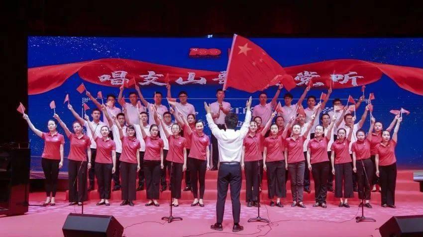 玩滑板的男孩逃脱2